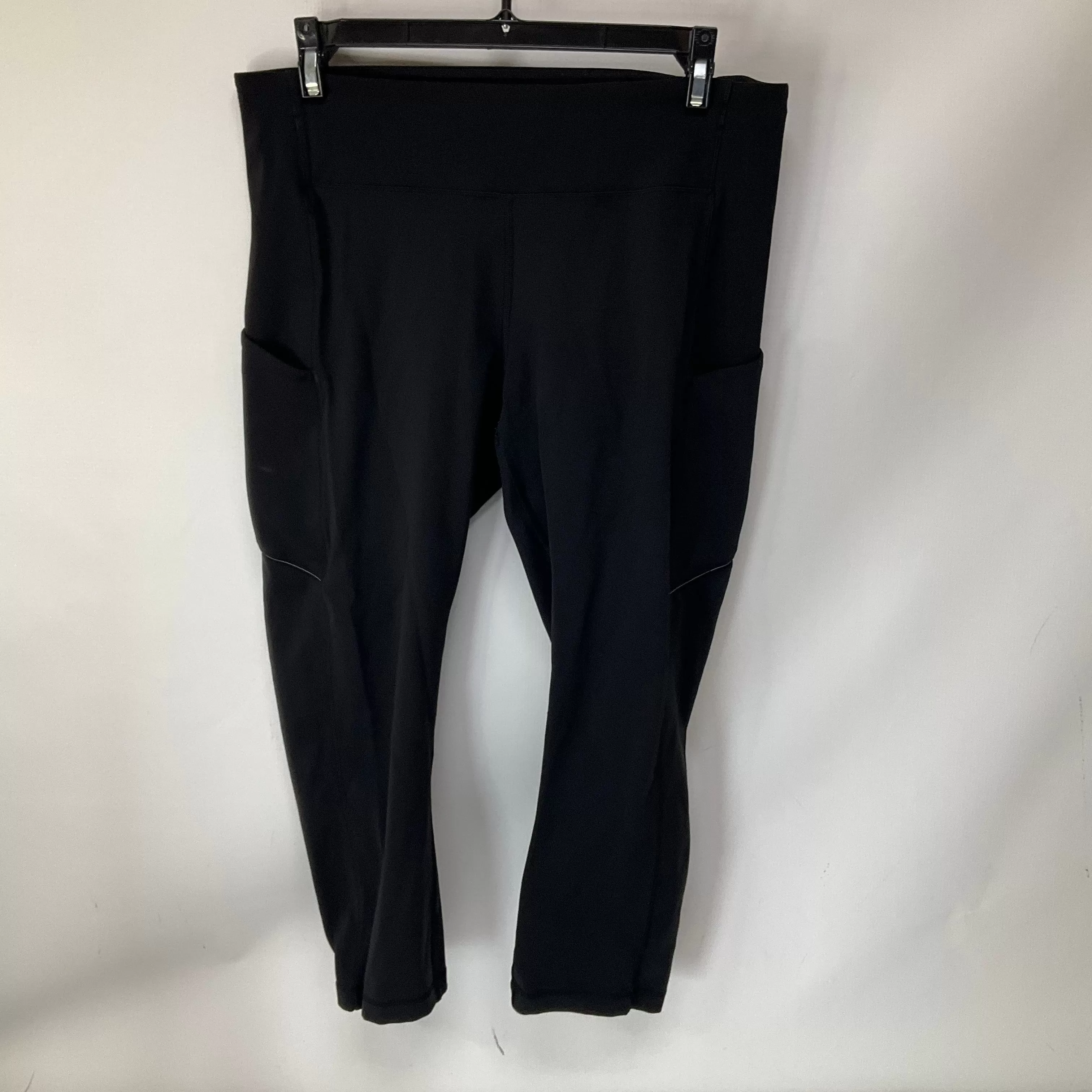 Athletic Leggings Capris By Lululemon In Black, Size: 10