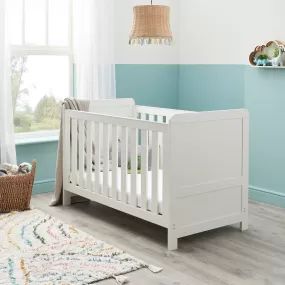 Babymore Caro Cot Bed - White Wash