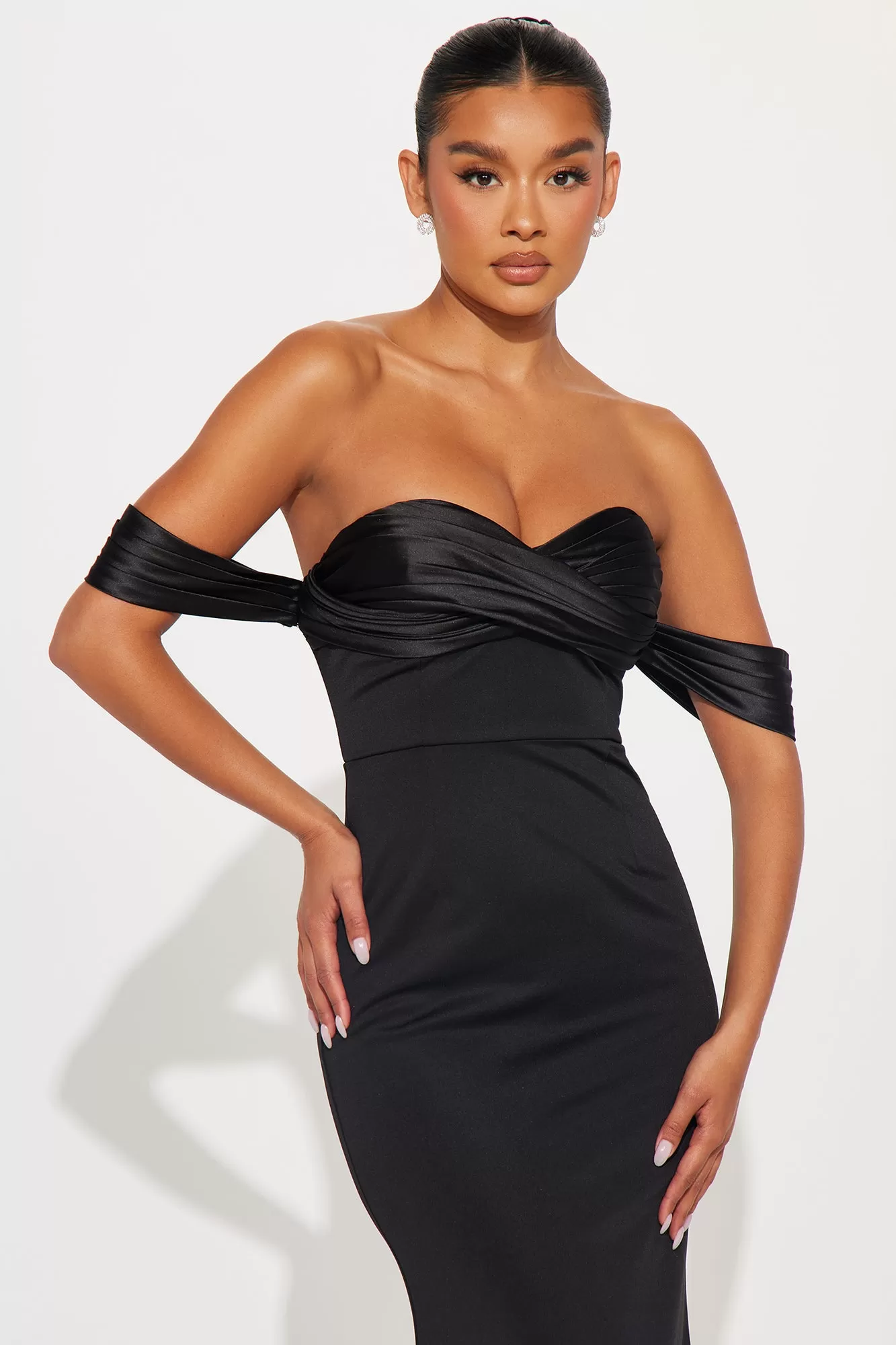 Finding Love Gown - Black