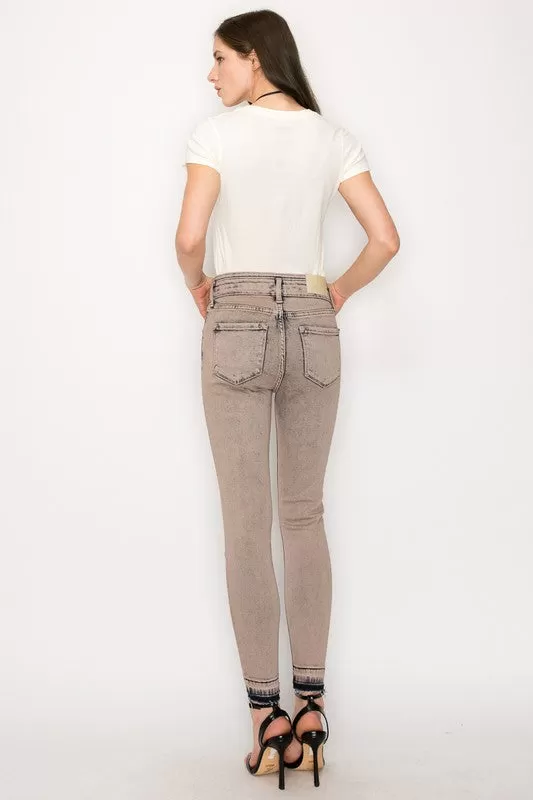 HIGH RISE STRETCH SKINNY JEANS