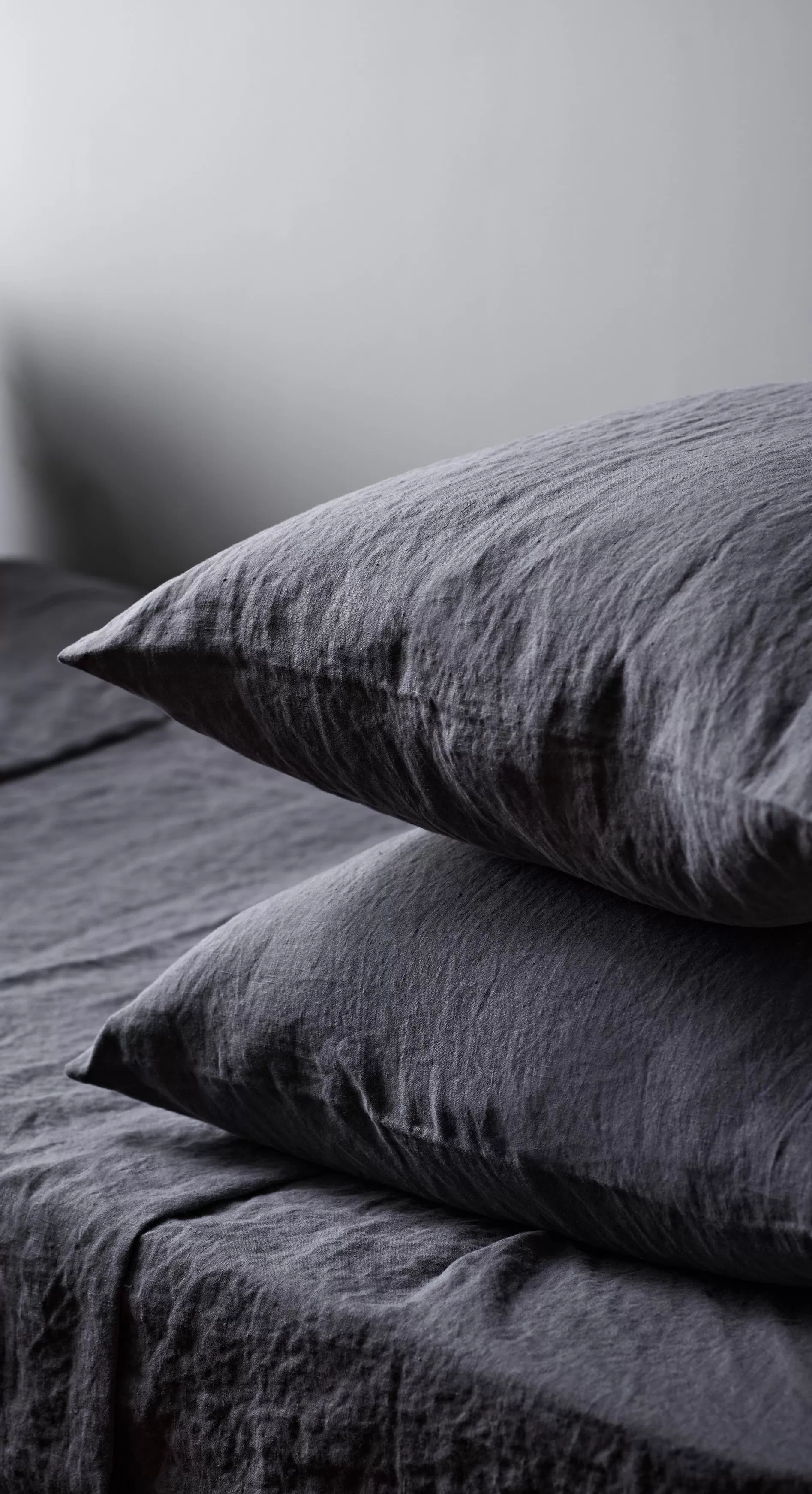 Hollyrood Smoke Grey Linen Super King Flat Sheet