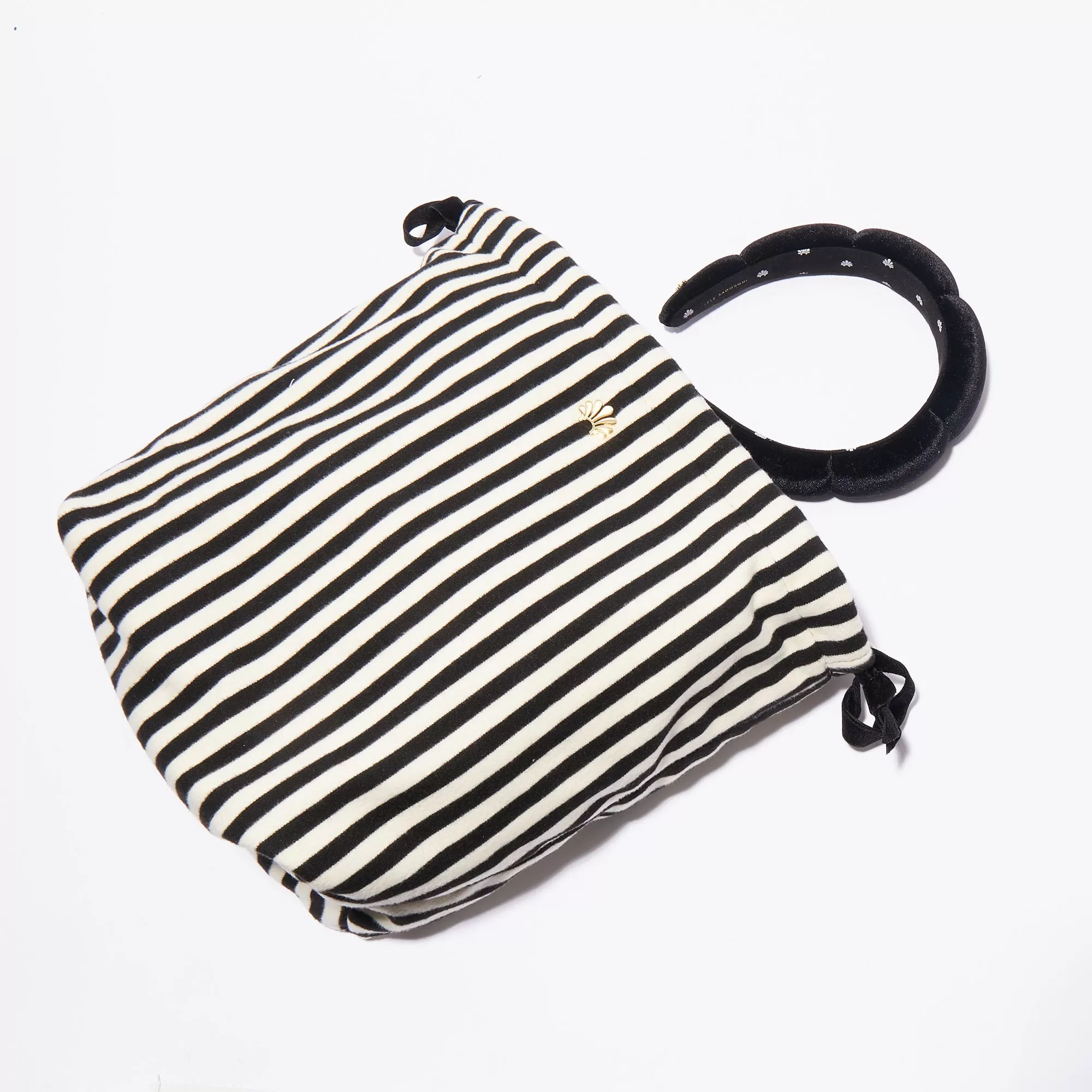 JET IVORY DRAWSTRING HEADBAND STORAGE POUCH