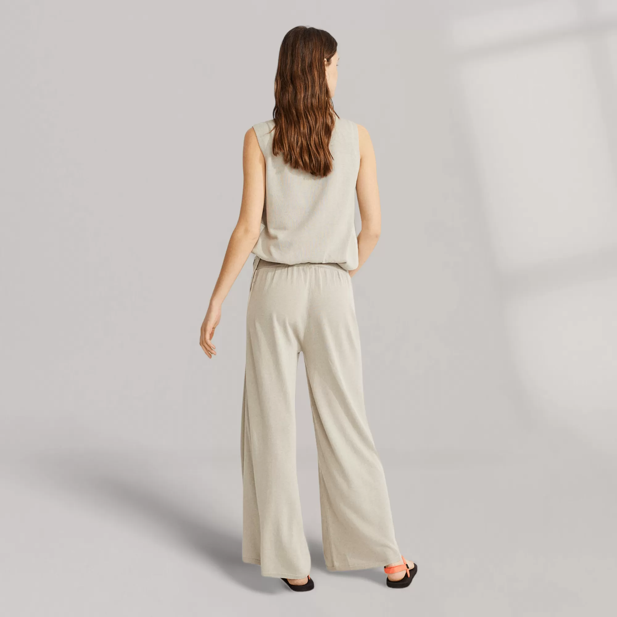 Knitted Wide-Leg Pants - Taupe | Women's