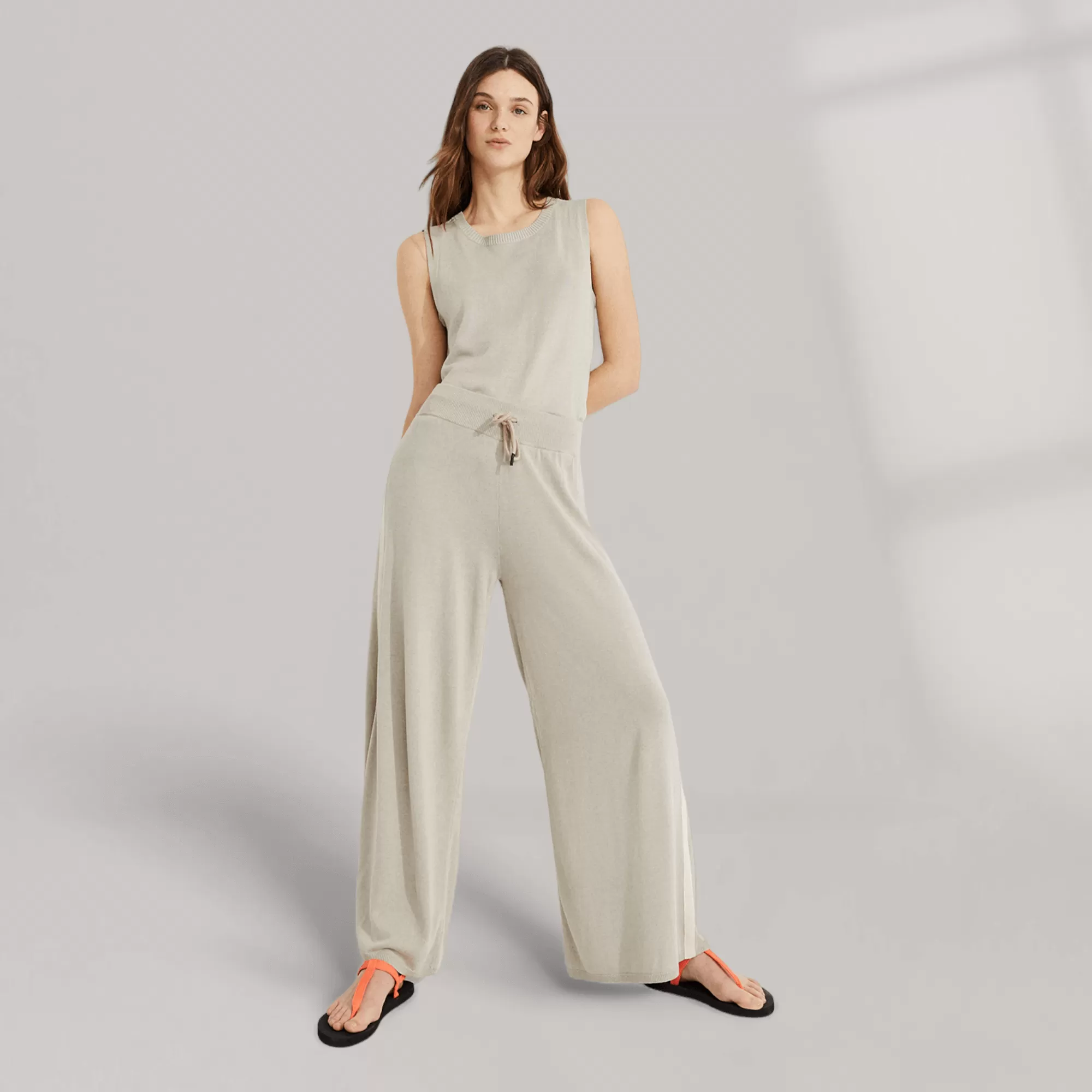 Knitted Wide-Leg Pants - Taupe | Women's