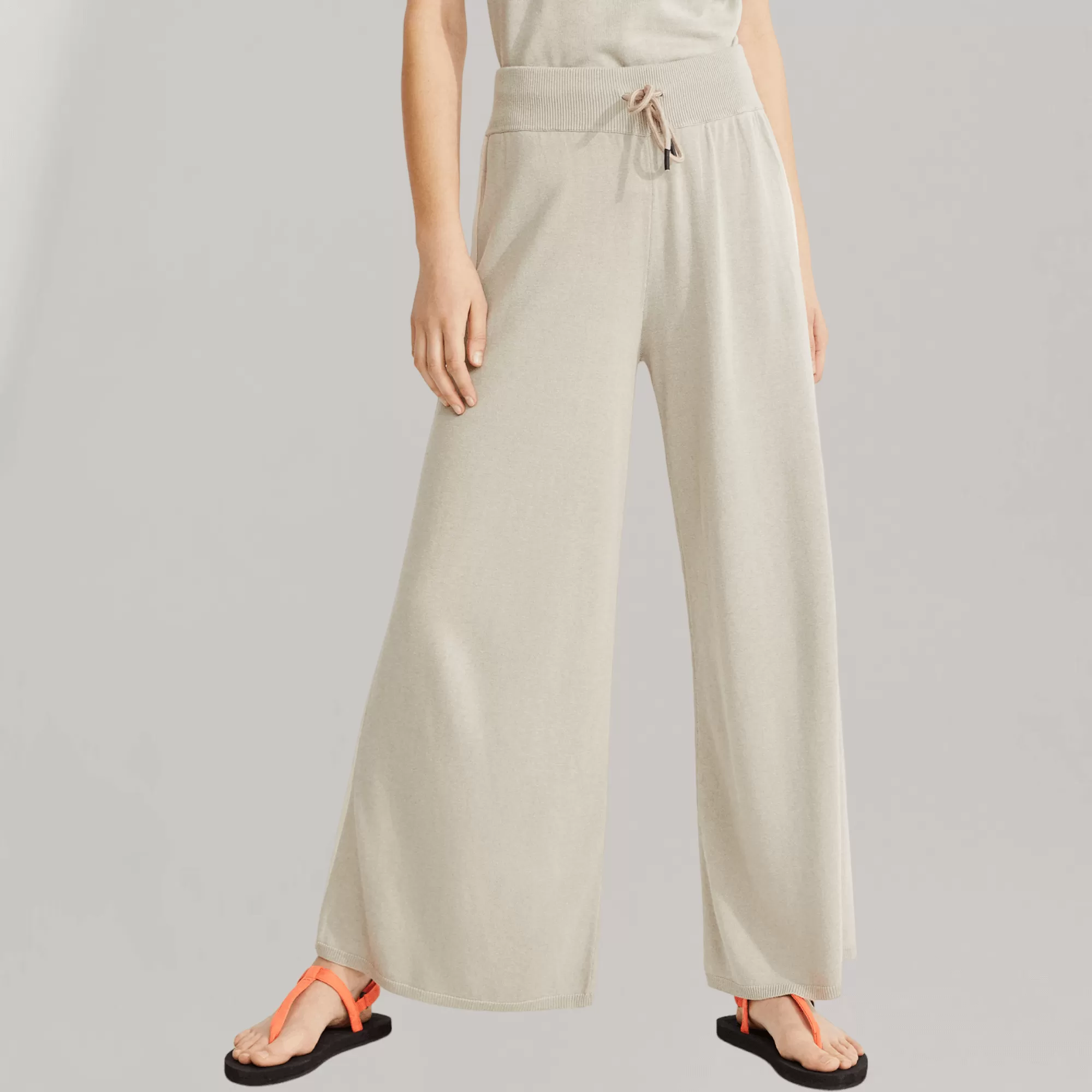 Knitted Wide-Leg Pants - Taupe | Women's