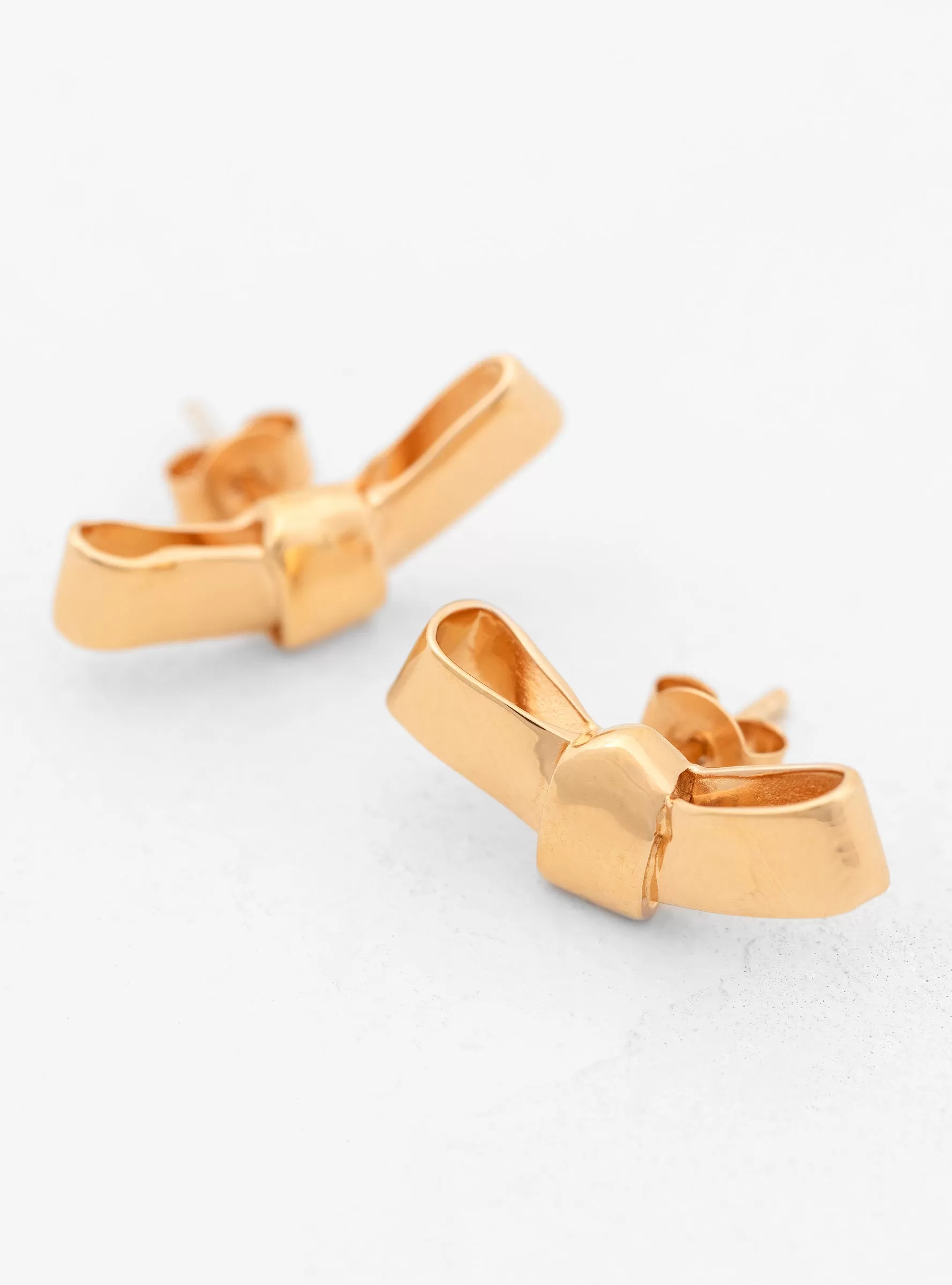 Petite Cravat Gold Earrings