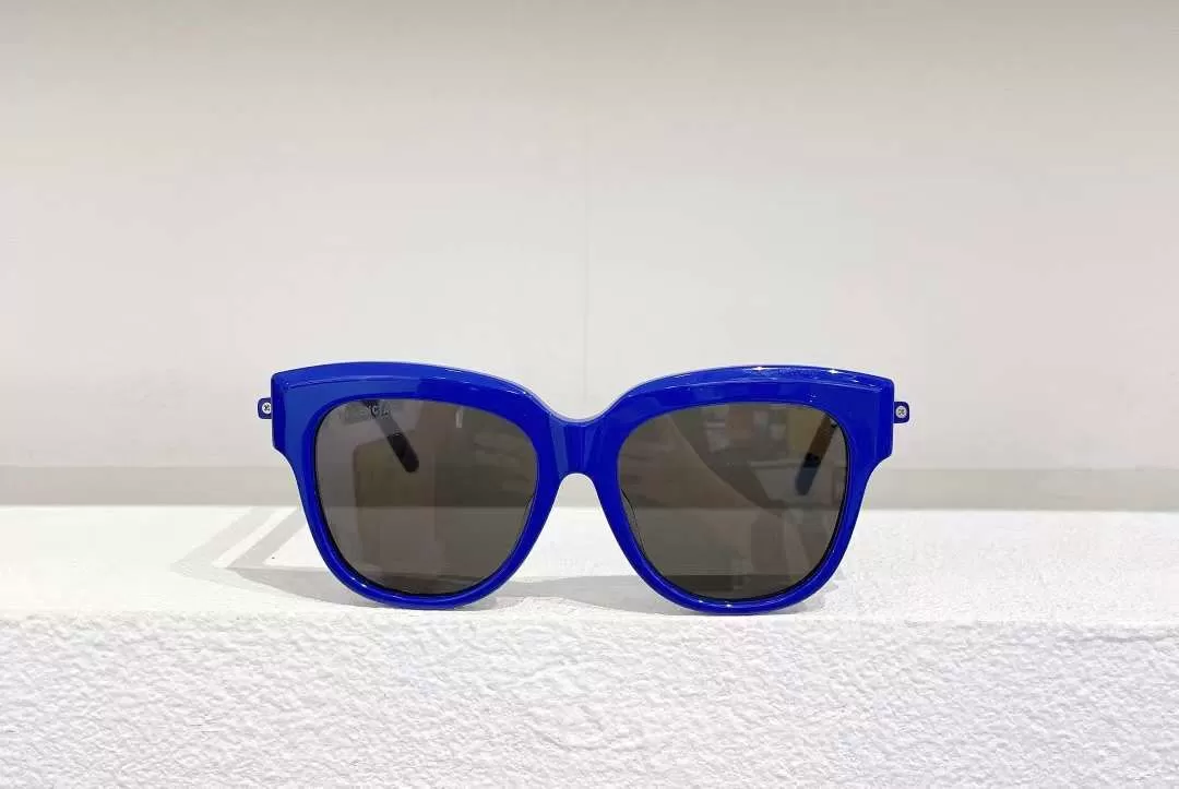 RIM SQUARE SUNGLASSES