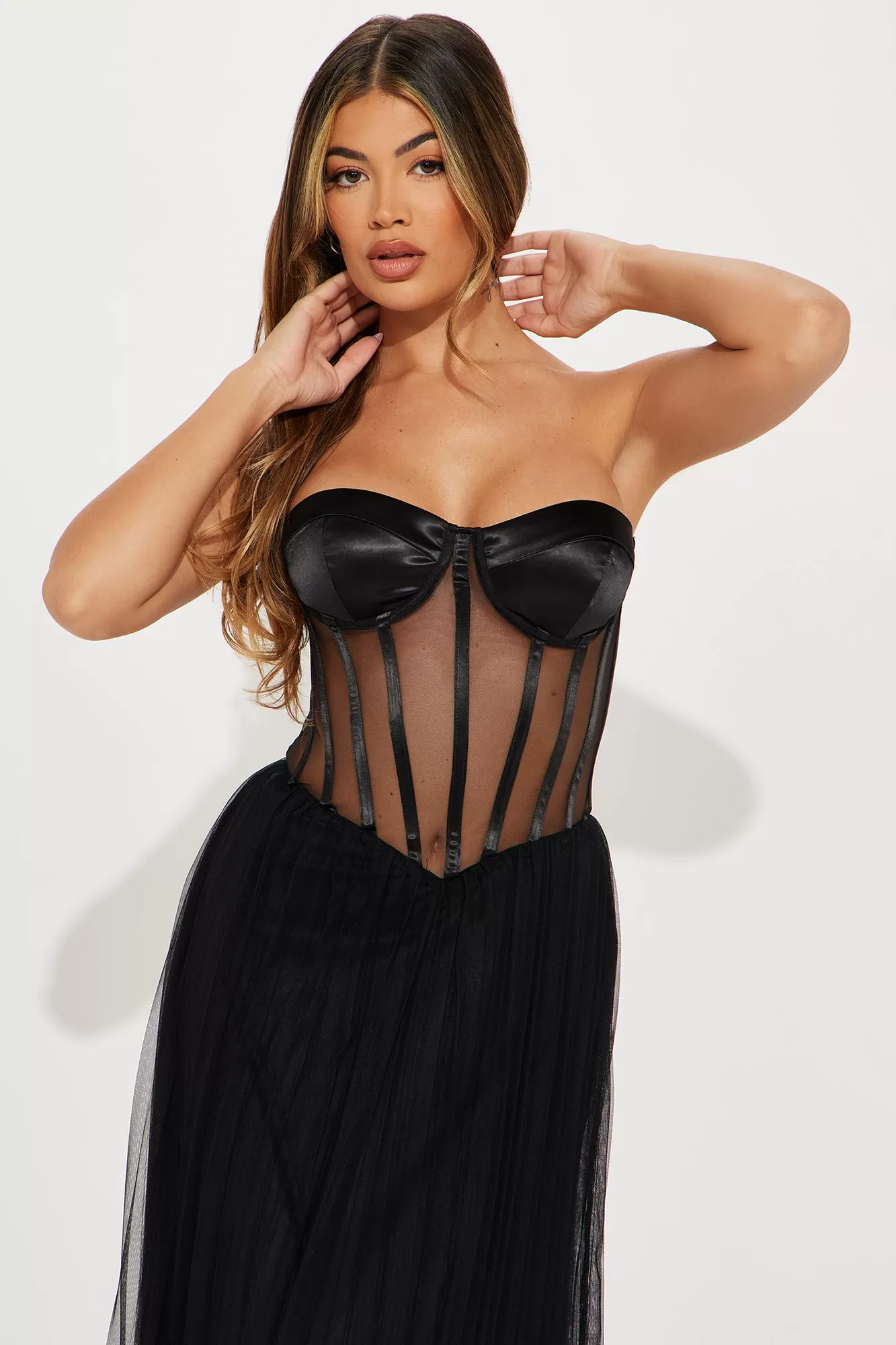 Royal Dream Mesh Gown - Black