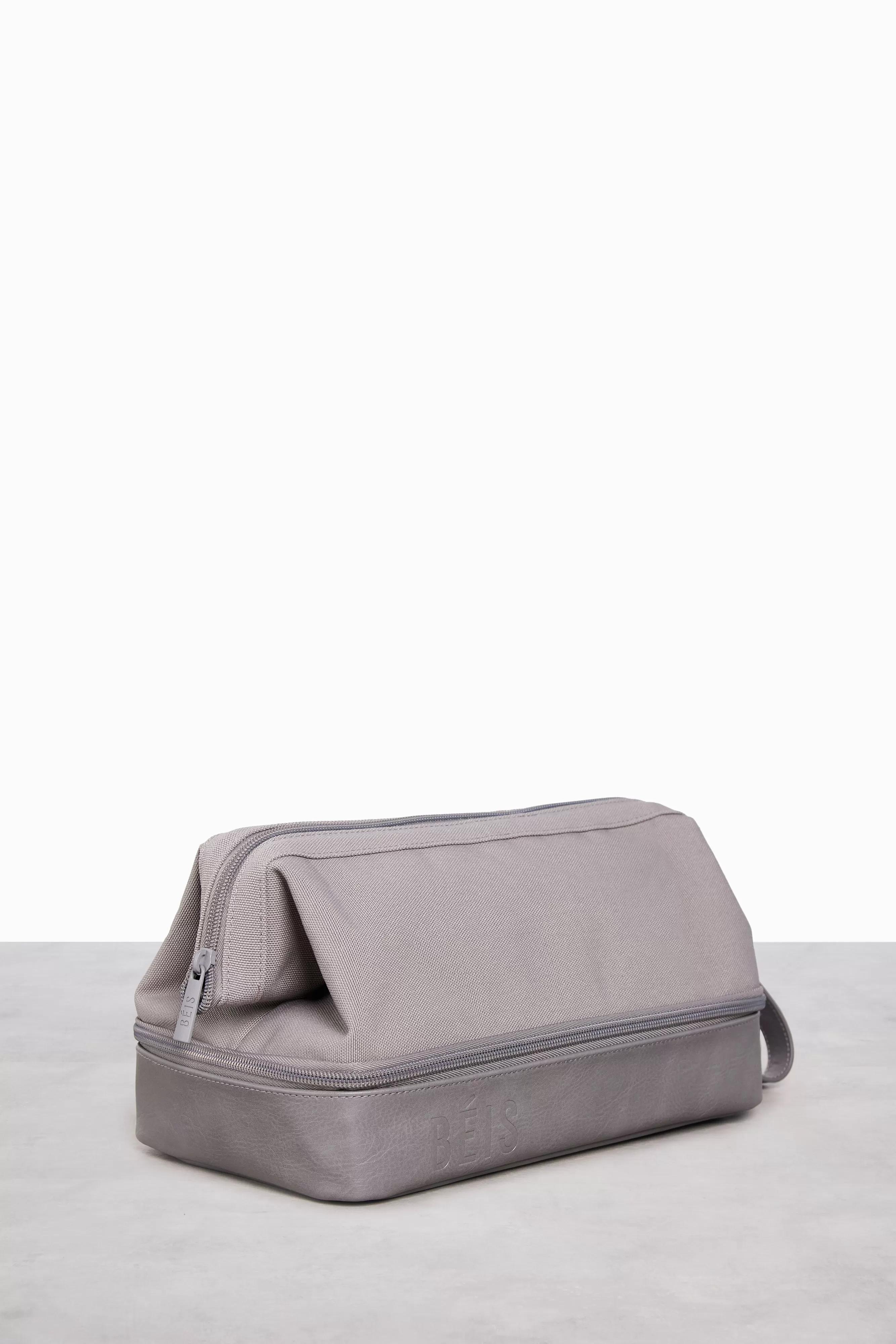 The Dopp Kit in Grey